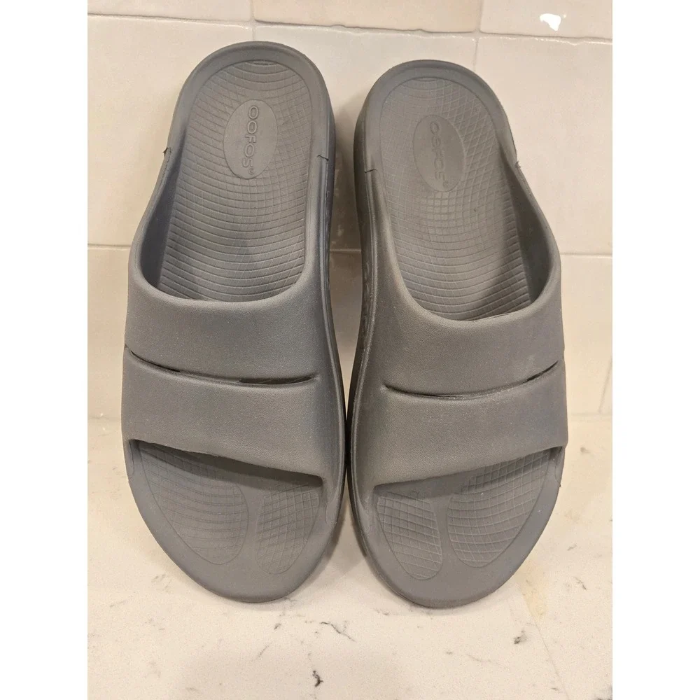Oofos OOahh Slide Sandals Mens 10 Womens 12 Slate Grey Recovery Footwear EU 43